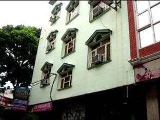 Hotel Garden View New Delhi Exterior photo